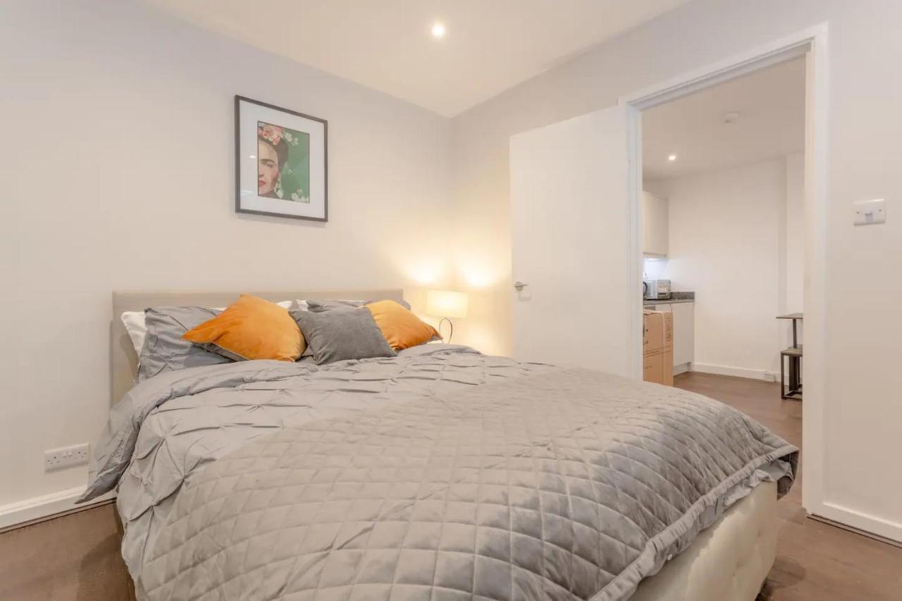 Ferienwohnung Modern Flat In The Heart Of West London Exterior foto